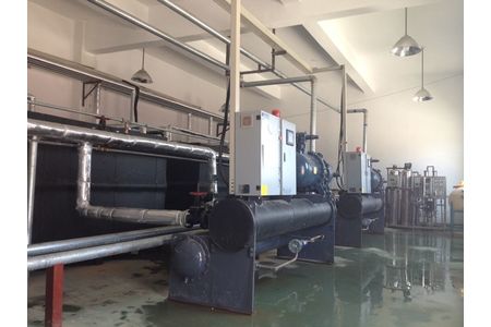 工業(yè)螺桿式制冷機(jī)組開機(jī)前的準(zhǔn)備事項(xiàng)-檢查事項(xiàng)